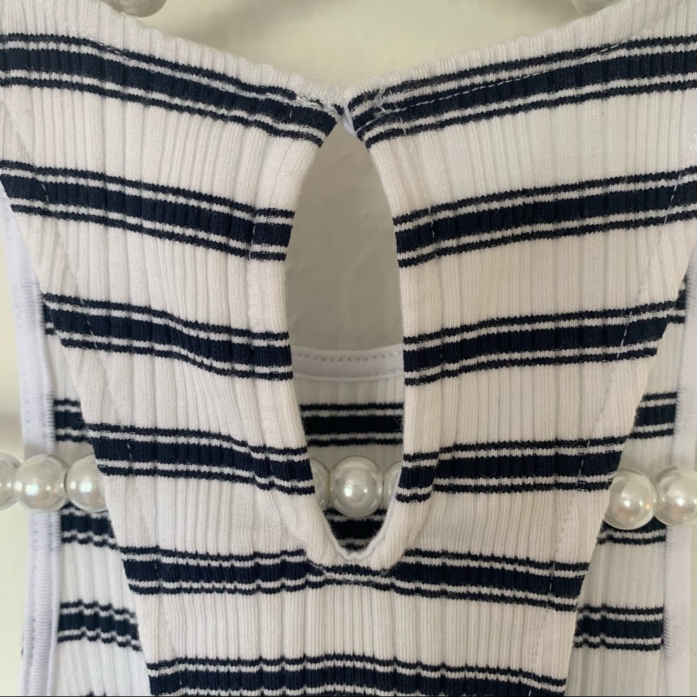 Frame Racerback Keyhole Tank - Picture 10 of 12